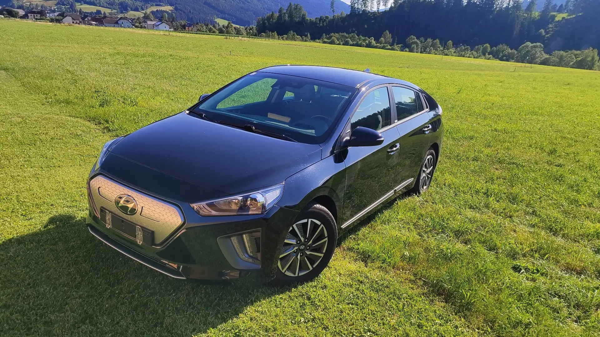 Hyundai IONIQ Elektro Trend Schwarz - 1