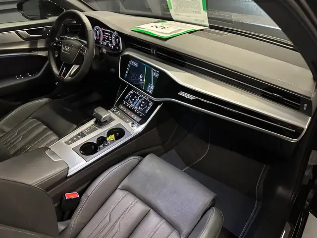 Audi A6 view 12