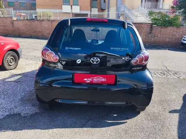 Toyota Aygo view 3