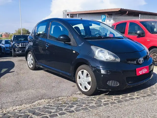 Toyota Aygo view 5