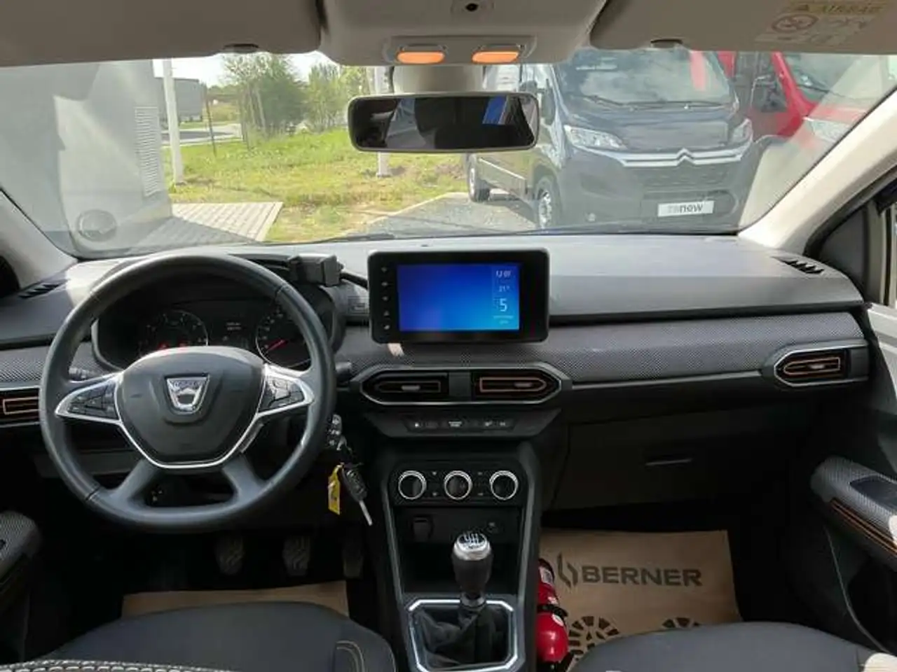 Dacia Sandero Sandero Stepway — photo 22
