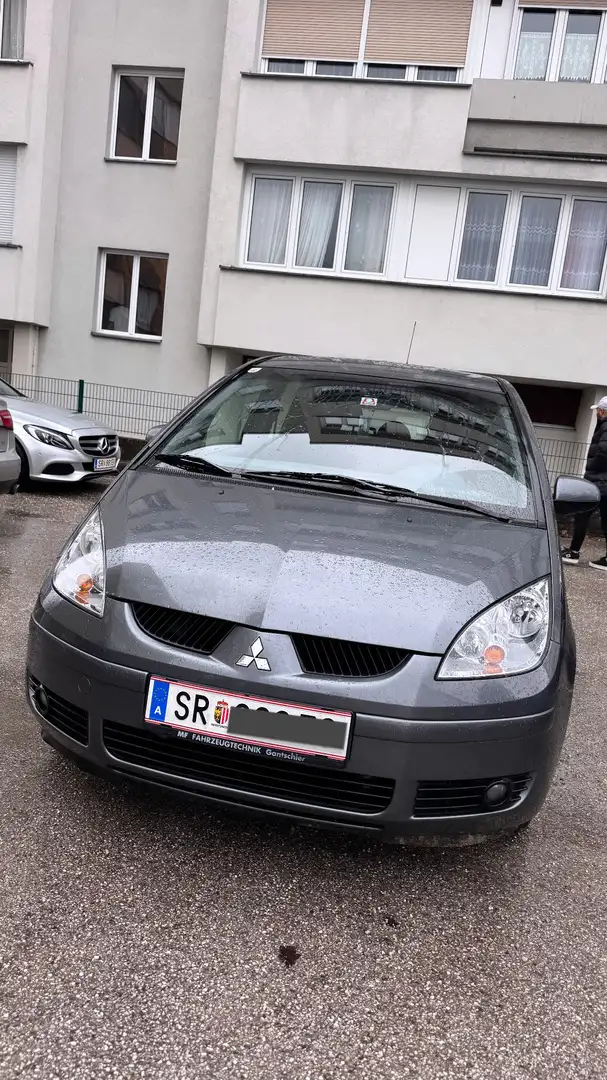 Mitsubishi Colt 1.3 Invite - 2