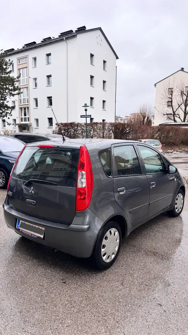 Mitsubishi Colt 1.3 Invite - 1