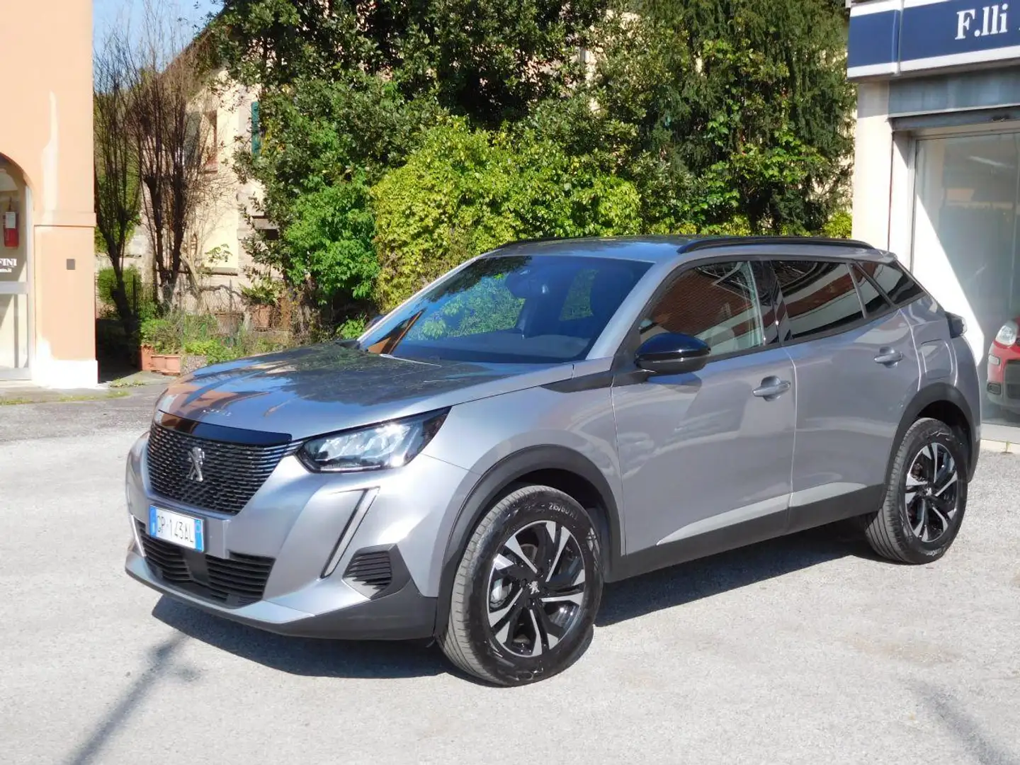 Peugeot 2008 PureTech 130 S&S Allure Pack Grigio - 1