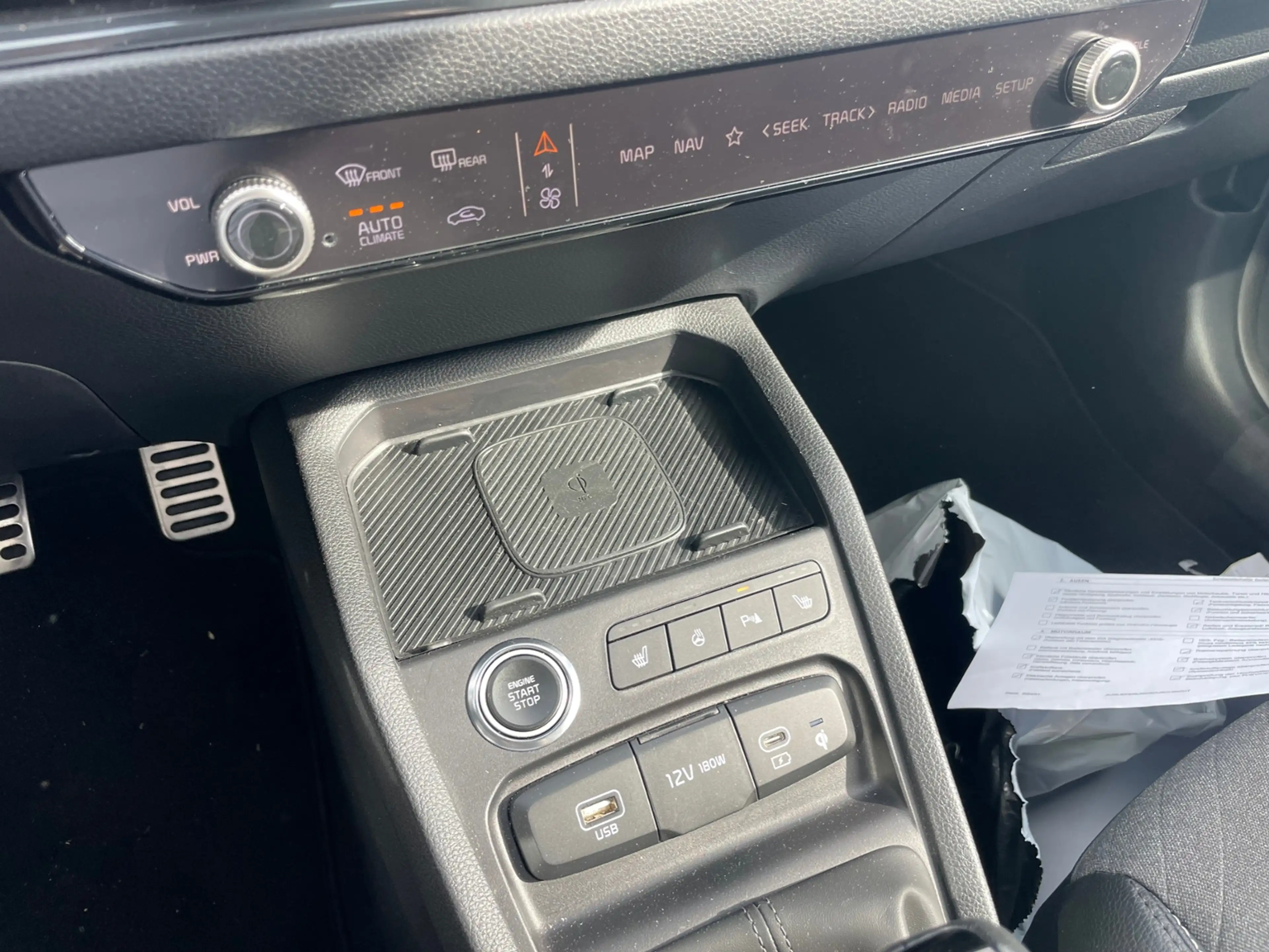 Kia Stonic GT-Line 1,0 115PS *neues Modell* LED Klimaaut SHZ — photo 13