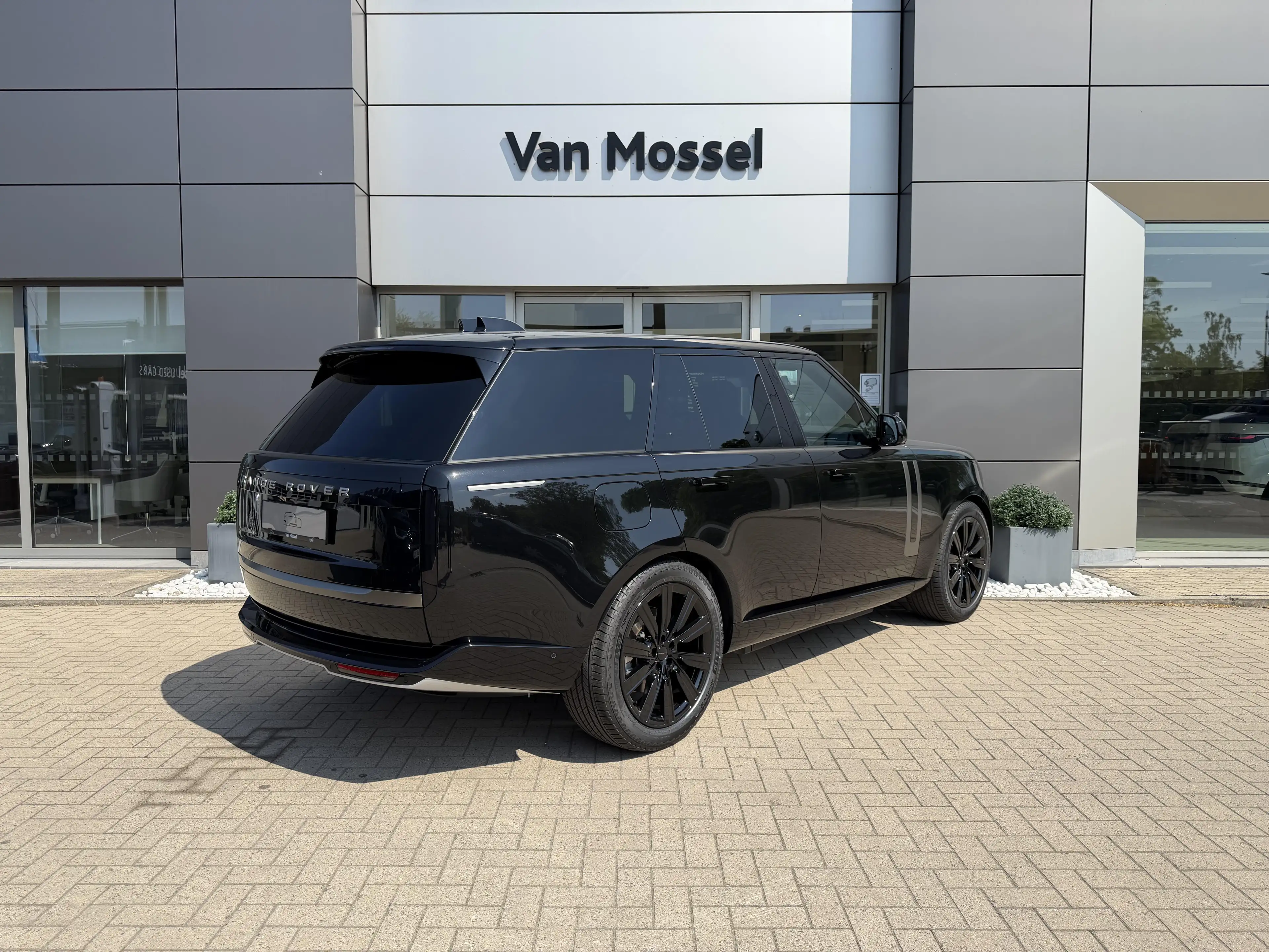 Land Rover Range Rover SWB P460e SE AWD Auto. 26MY — photo 7