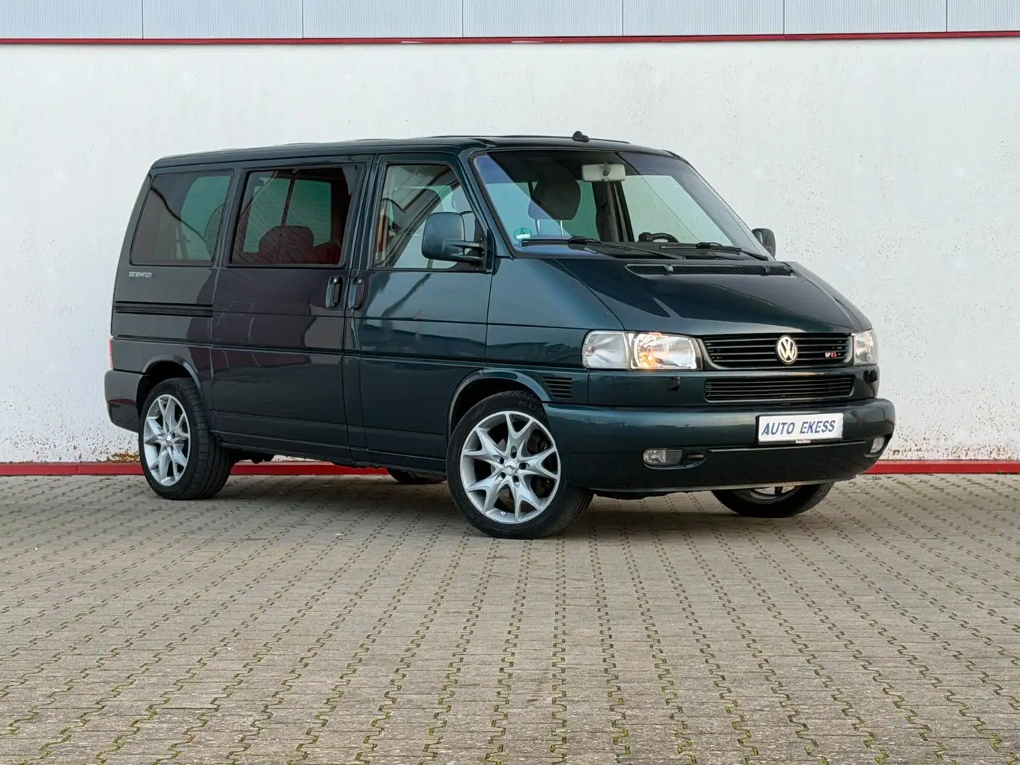 Volkswagen T4 Caravelle 2.8 V6 Automatik Shz*A/C*PDC*2.Hd.* Grün - 1
