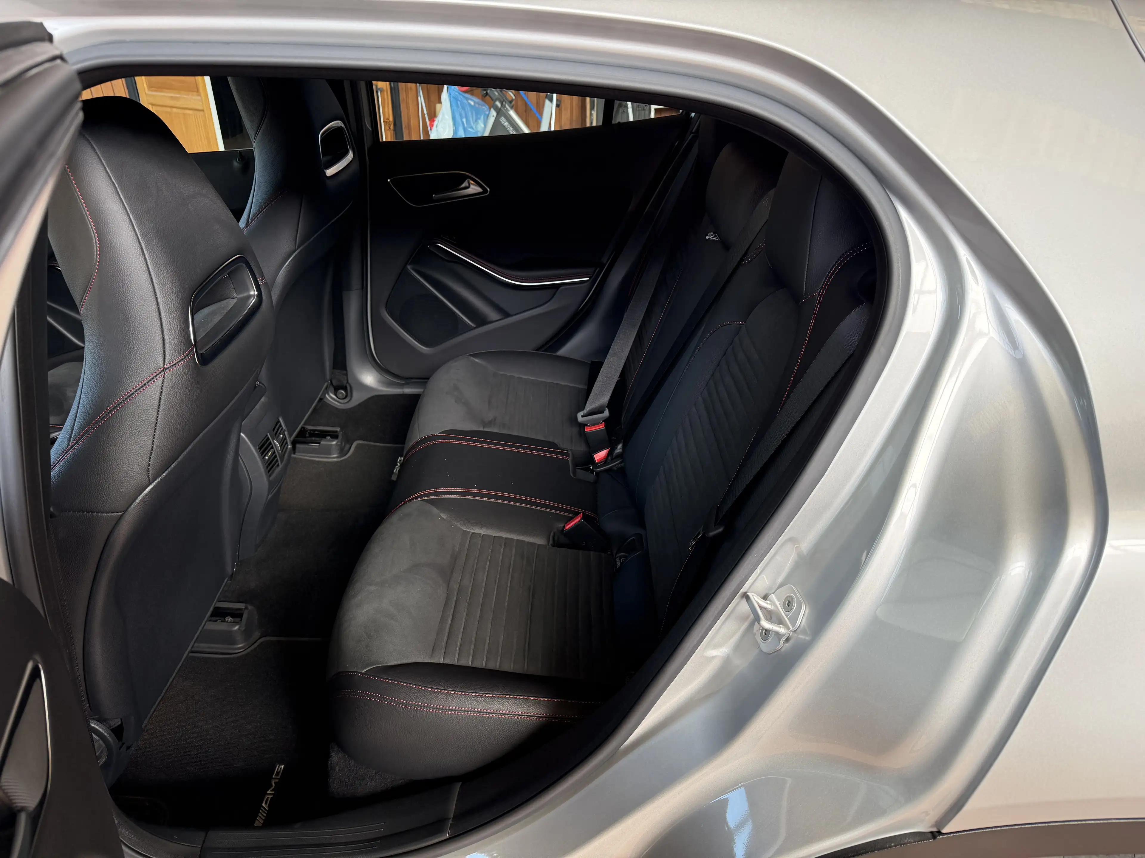 Mercedes-Benz GLA 180 GLA 180i Automatique AMG. 1 Jaar Garantie — photo 11