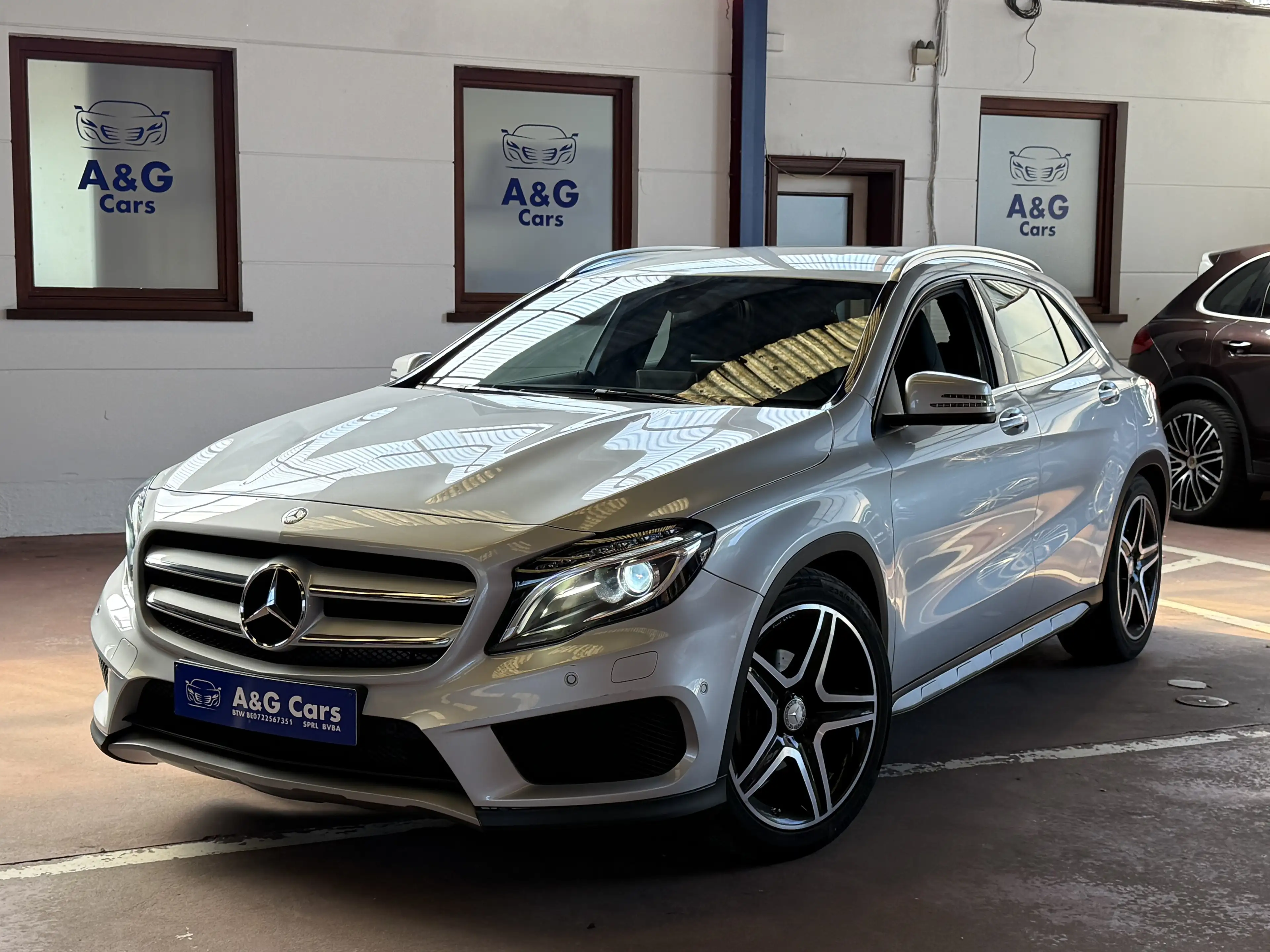 Mercedes-Benz GLA 180 GLA 180i Automatique AMG. 1 Jaar Garantie