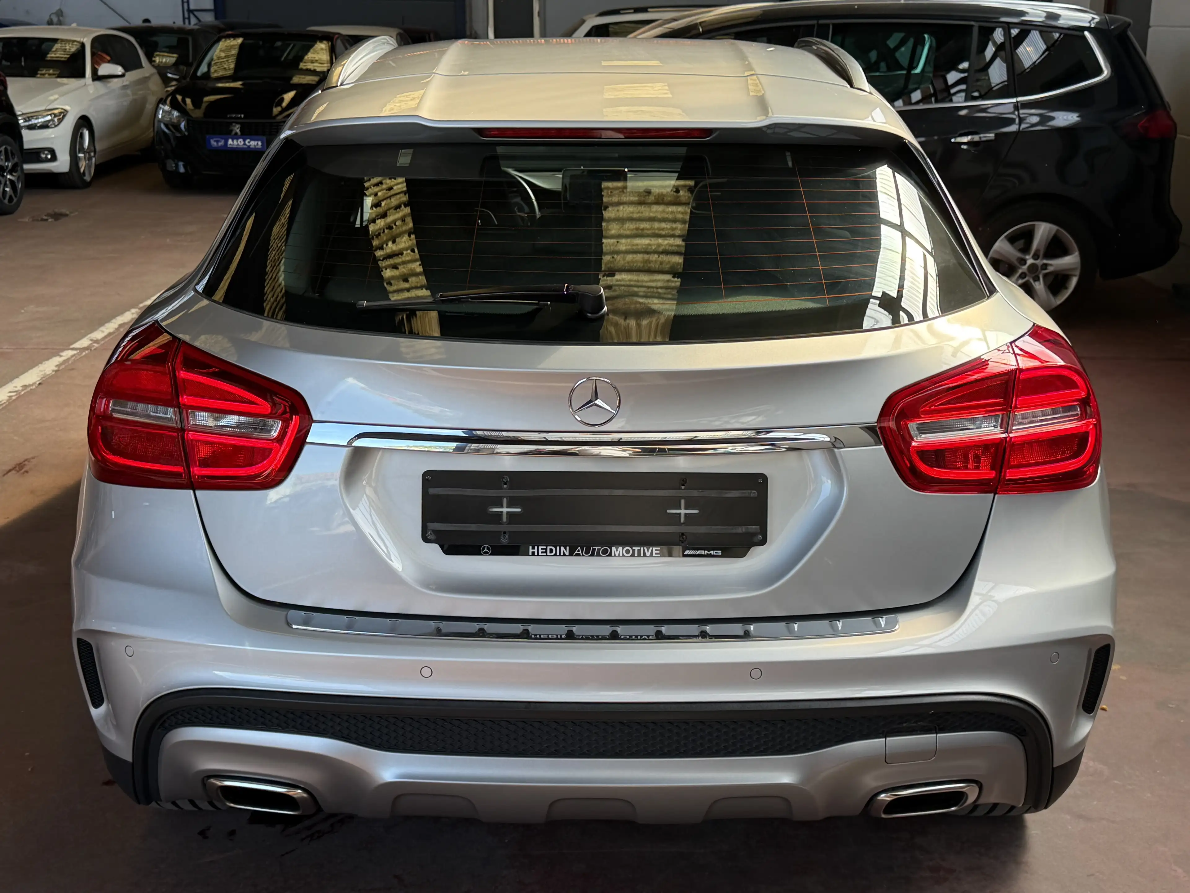 Mercedes-Benz GLA 180 GLA 180i Automatique AMG. 1 Jaar Garantie — photo 6