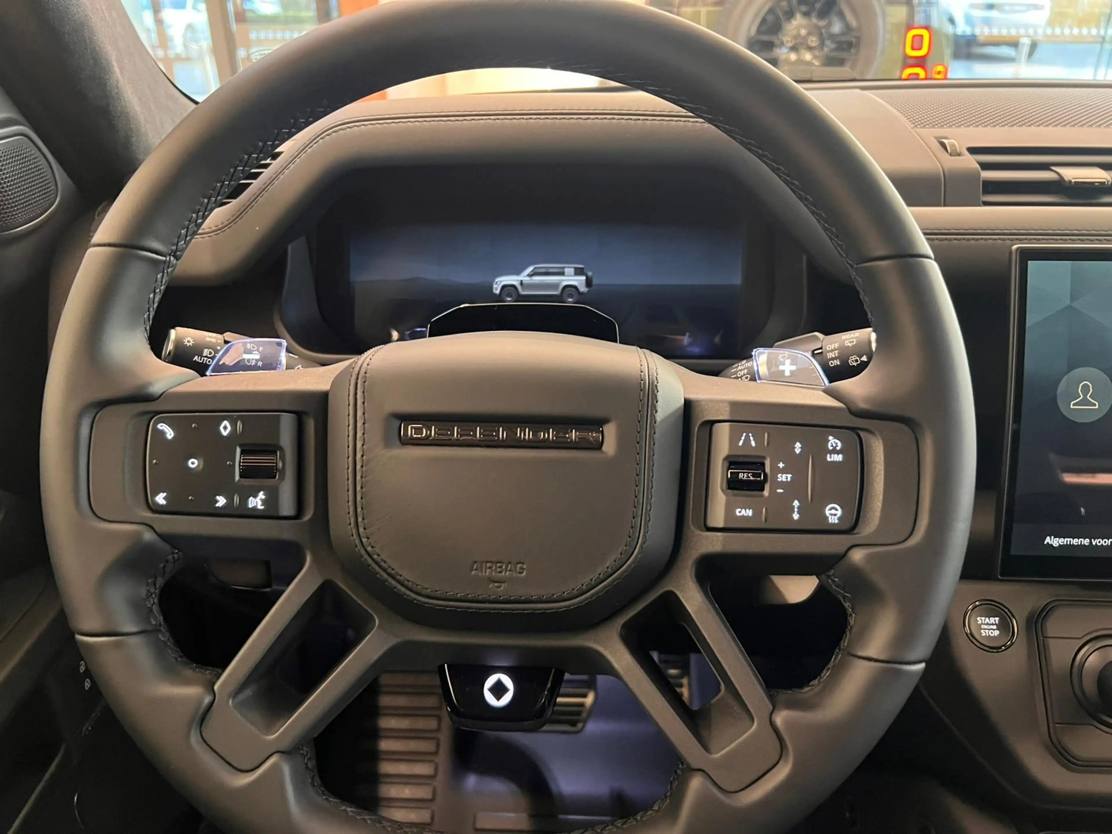 Land Rover Defender 110 P635 OCTA AWD — photo 13