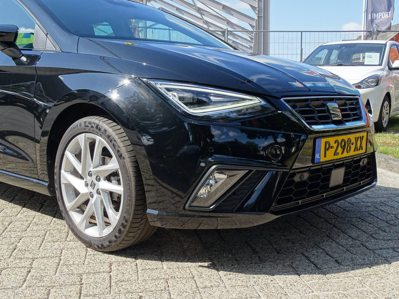 SEAT Ibiza 1.0 EcoTSI FR Business Intense|Camera|Adaptive|Car — photo 4