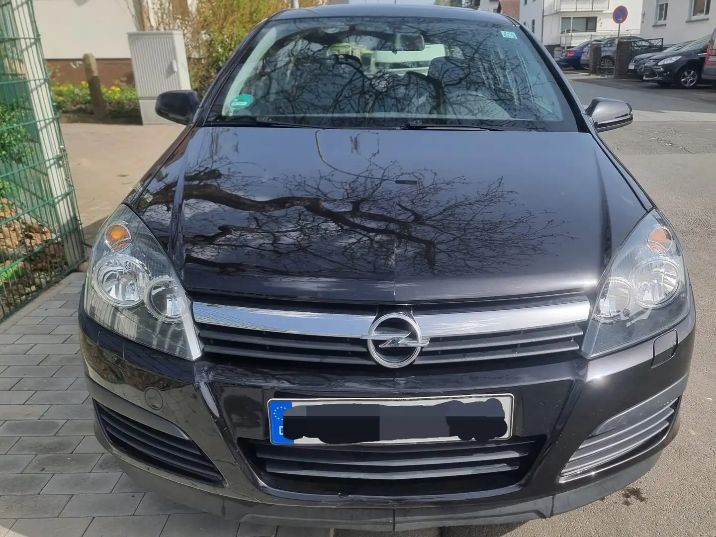 Opel Astra Edition Zwart - 1