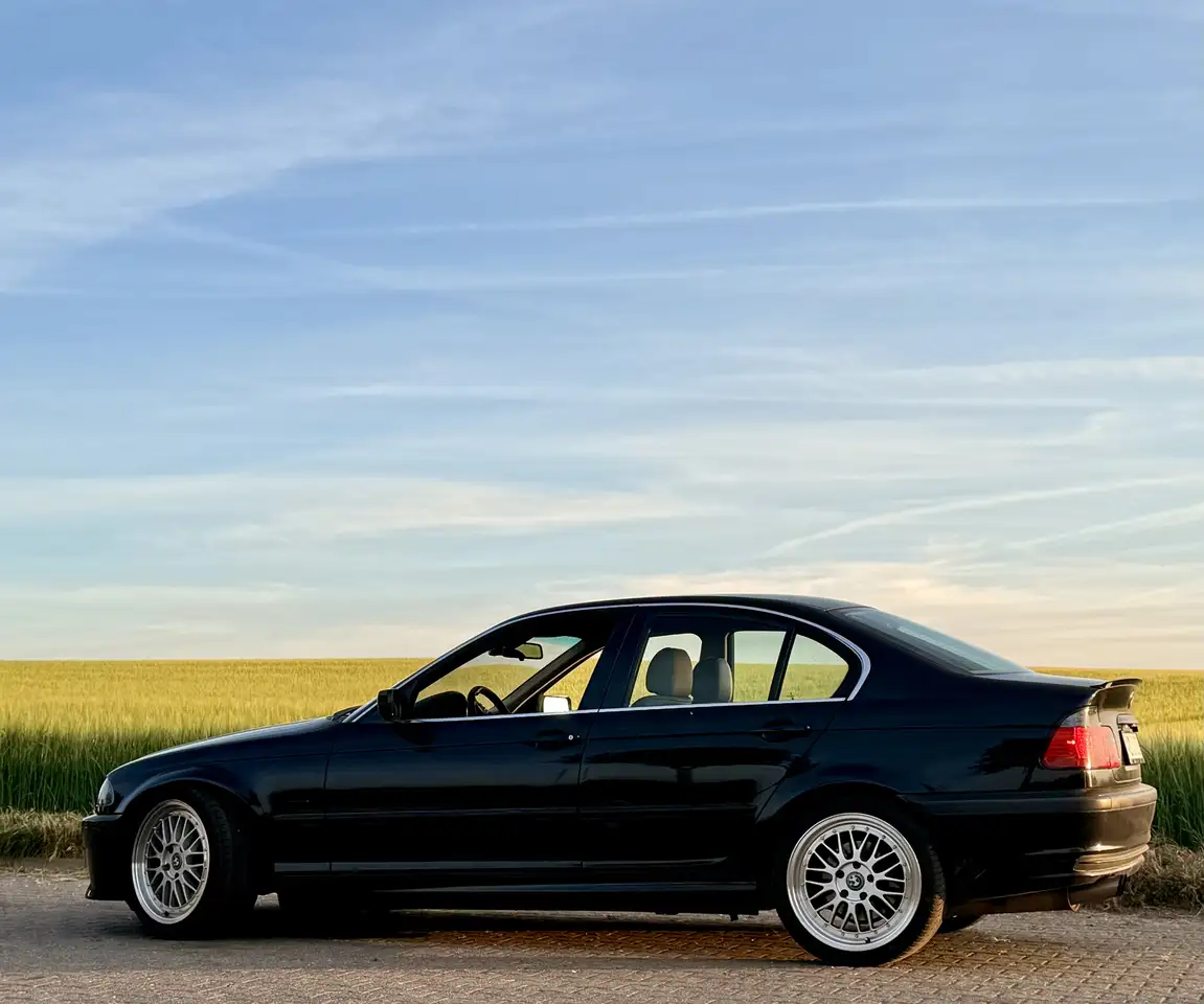 BMW 328i, foto 1