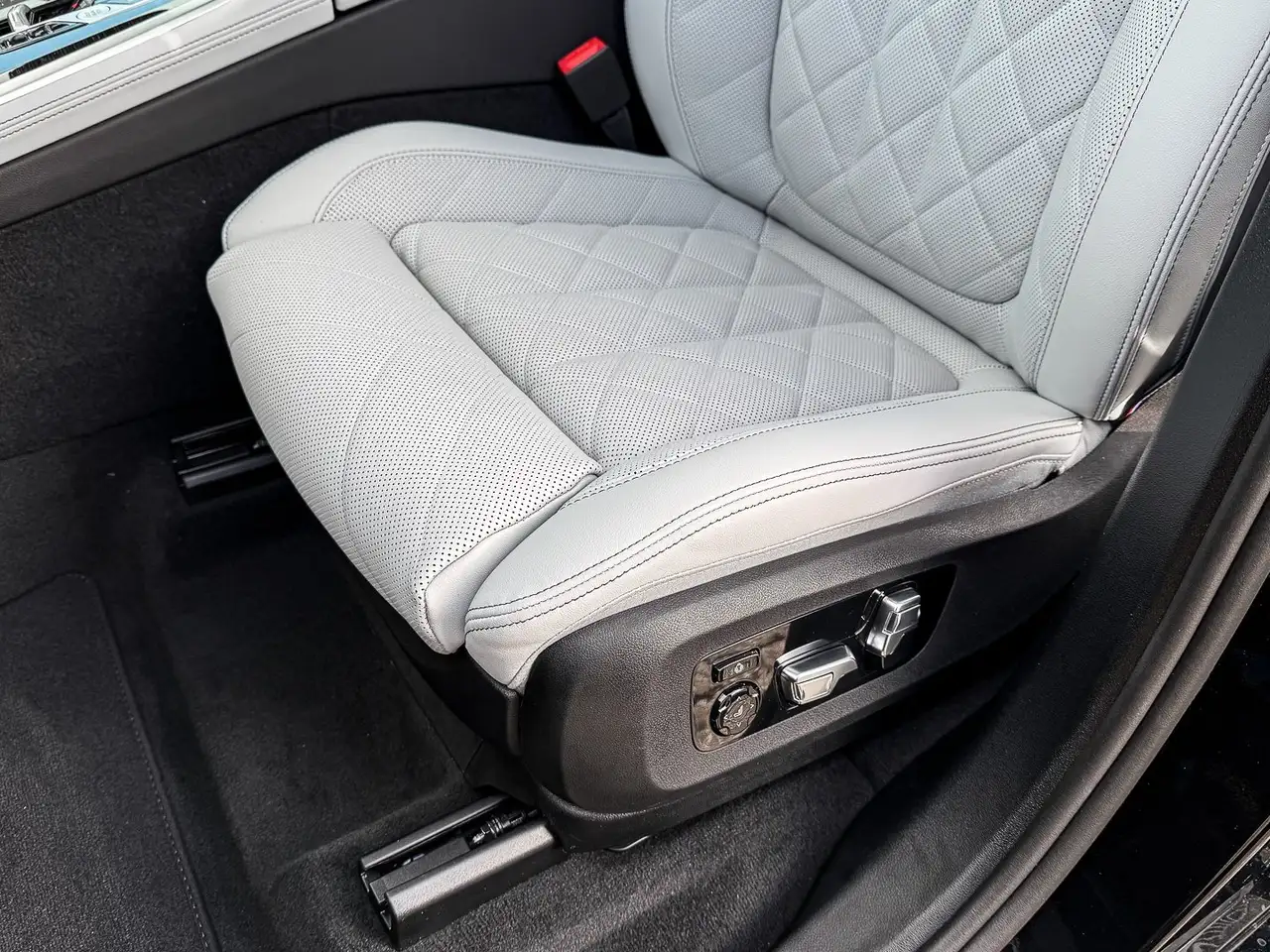 BMW X5 xDrive30d MSport + DAprof. + AHK + PAprof. 16