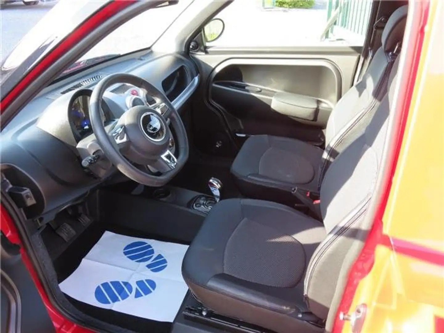 Microcar M.Go Premium DCI Rosso - 2