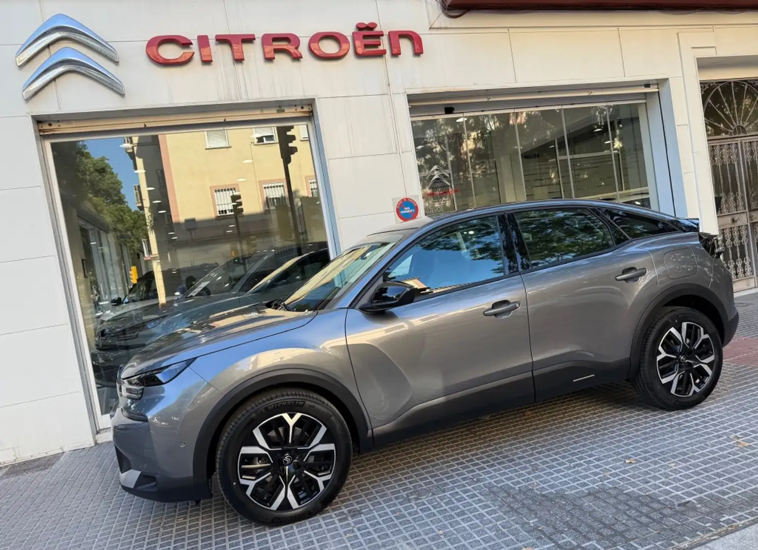 Citroen C4 Hybrid Business Edition eDSC6 145 Gris - 2