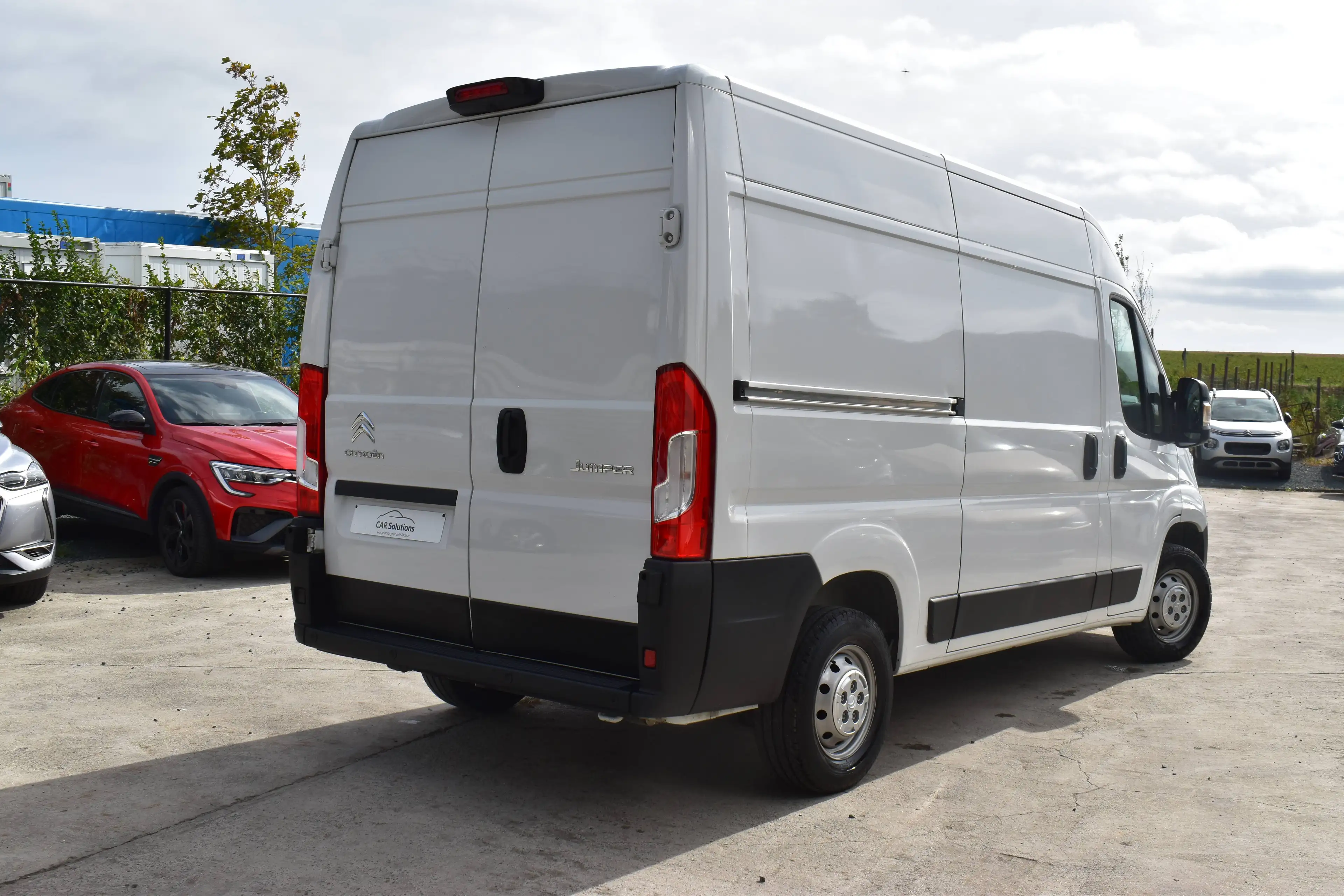 Citroen Jumper 2.2 BlueHDi 3300KG L2H2 S/S TVA * 2024 * 3 Places/Navi — photo 2