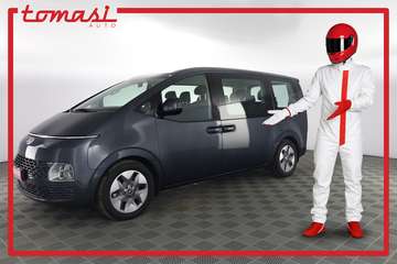 2.2 AT 2WD 9 posti Wagon