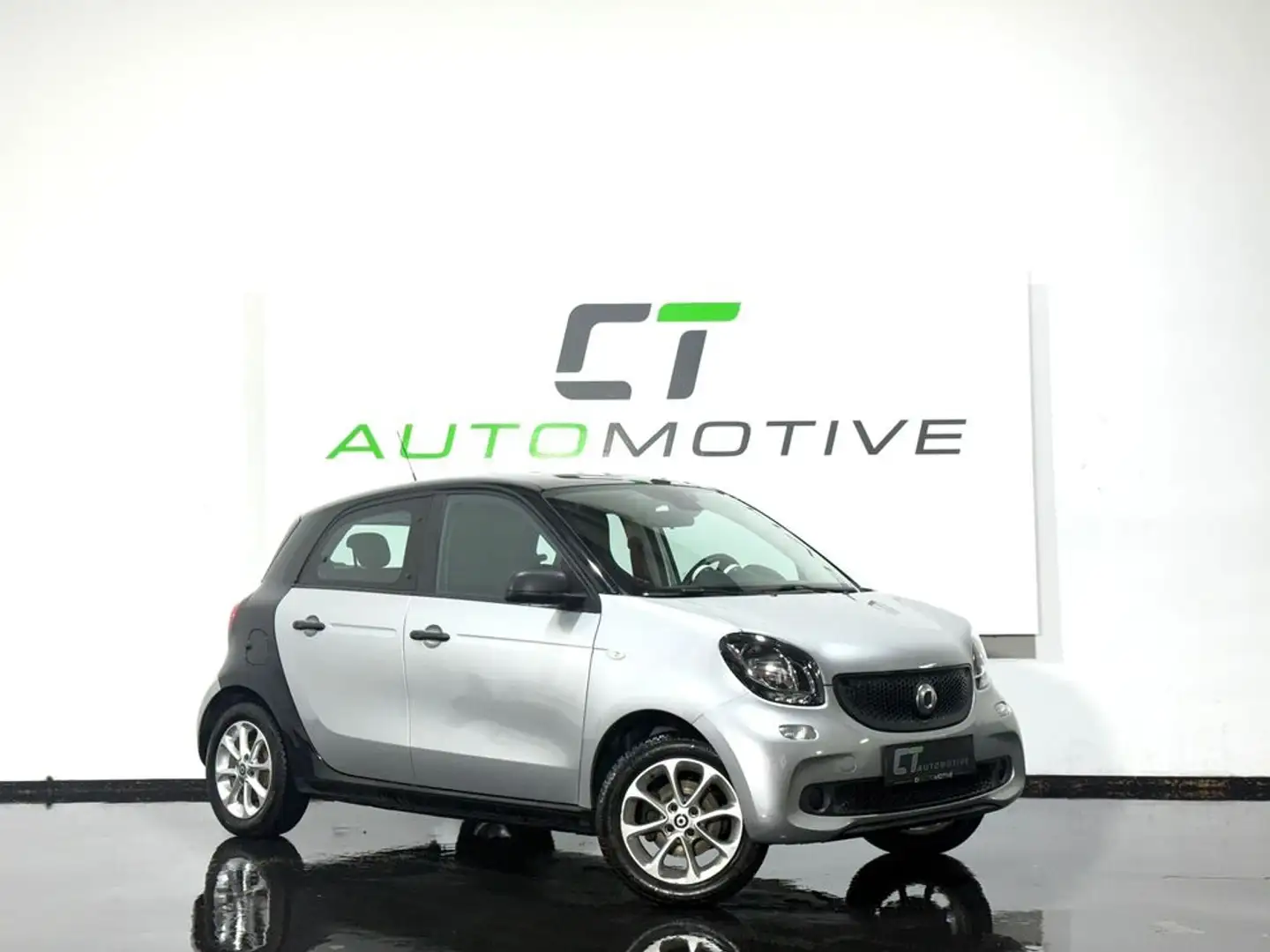 smart forFour Smart Aut Grau - 1