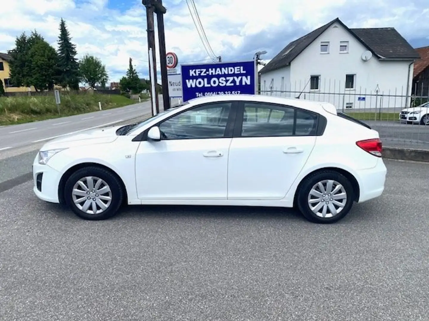 Chevrolet Cruze 1,4 Turbo ECO LT NEUES PICKERL 3-2026 Wit - 2