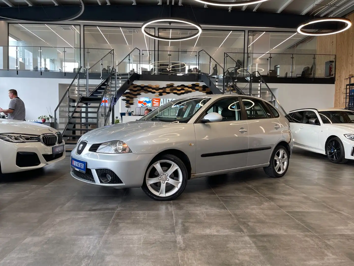SEAT Ibiza Sport Edition 1.4 5-Türer *KLIMA*SPORTSITZ Grijs - 1