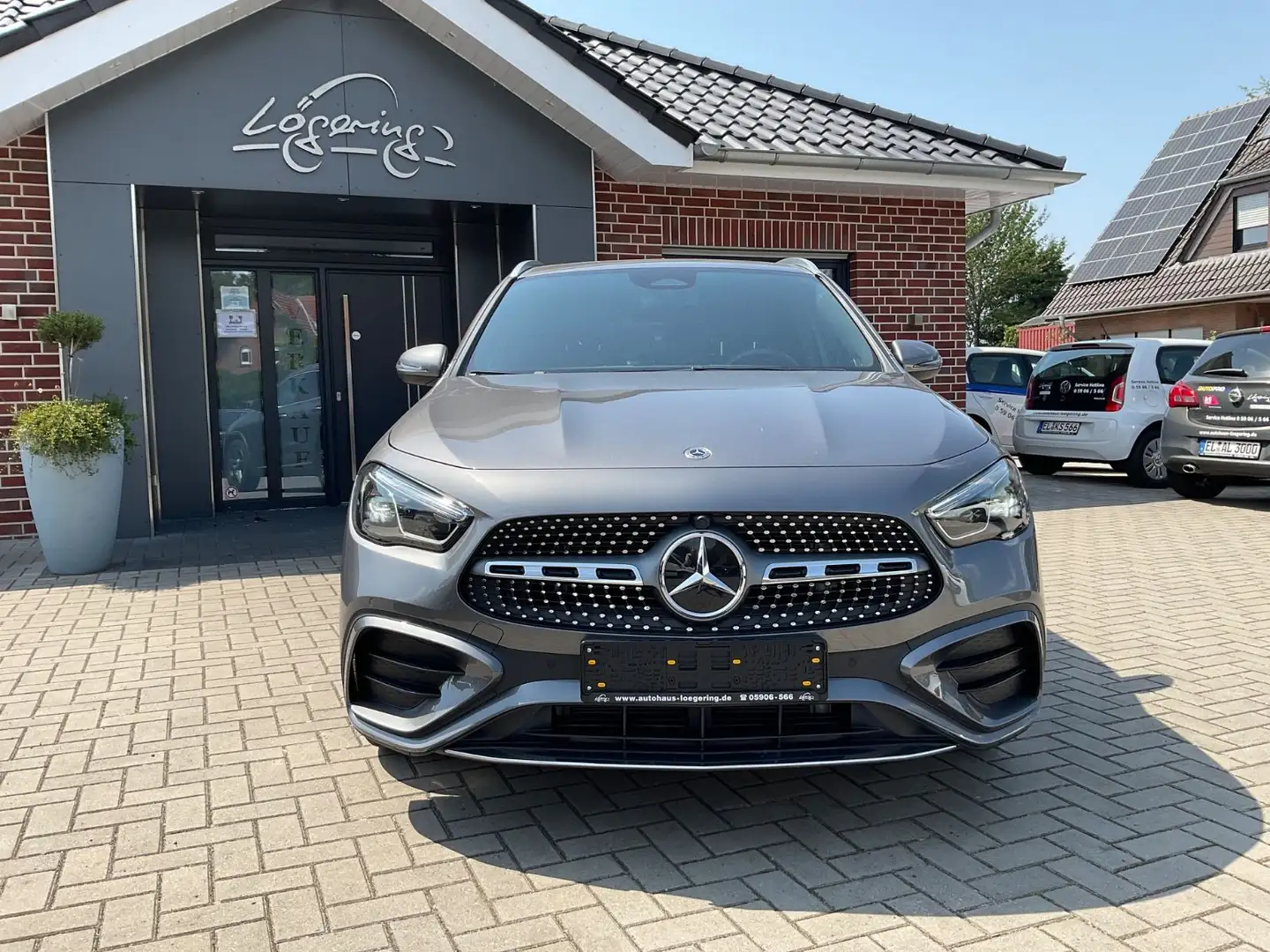 Mercedes-Benz GLA 200 d DCT,AMG,AHK,Kamera,Distronic,el.Heckkl Gris - 2