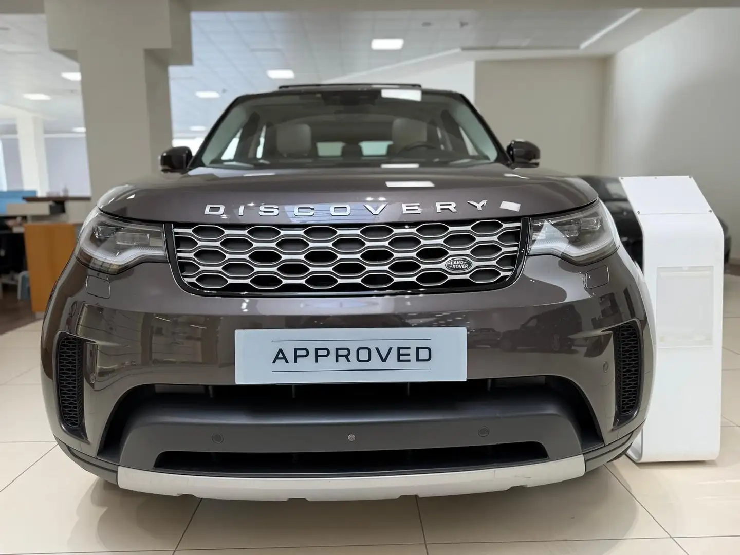 Land Rover Discovery Discovery 5 3.0 D249 MHEV Se Restyling | 7 Post Marrone - 2