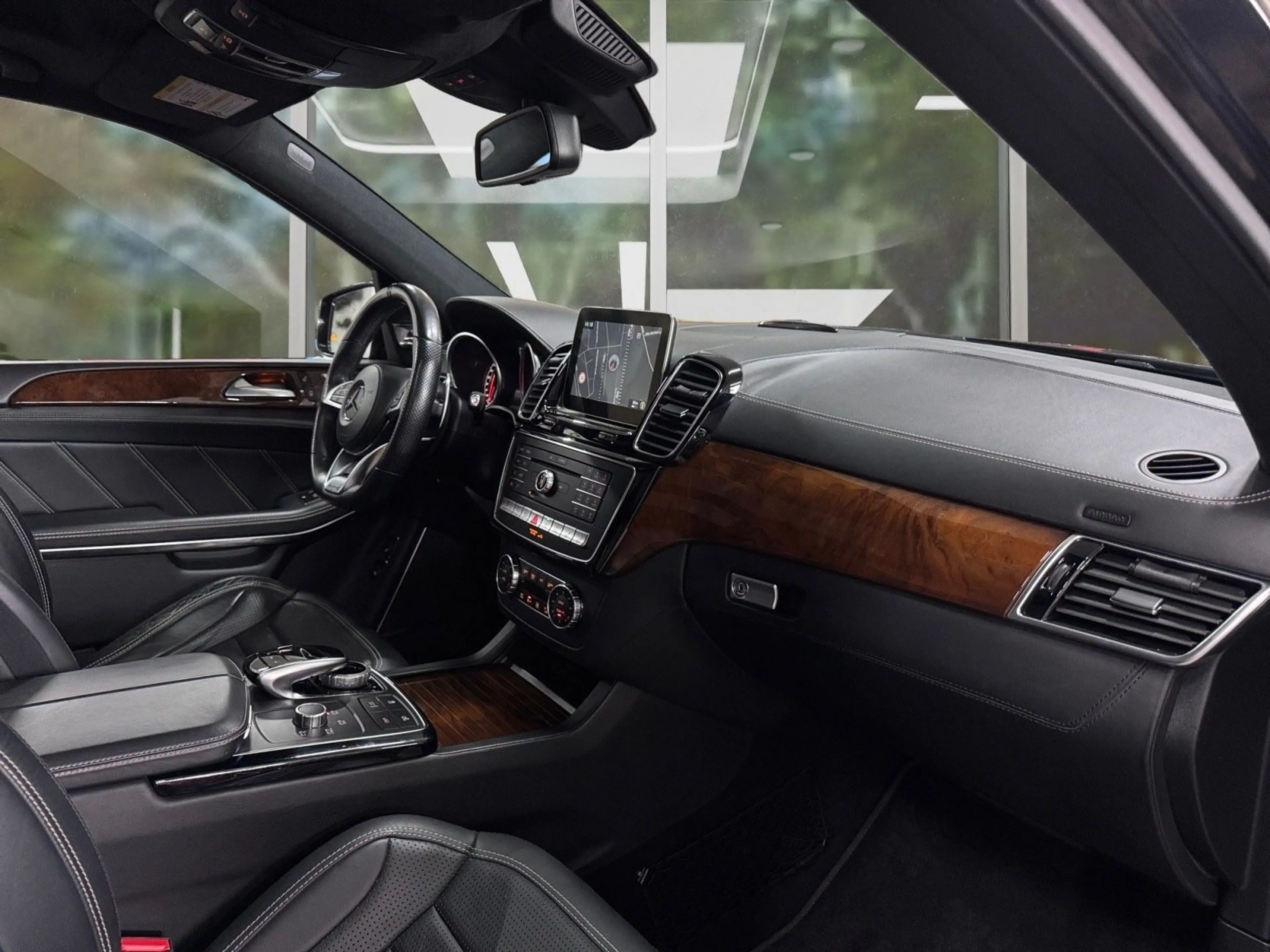 Mercedes-Benz GLS 63 AMG AMG 4Matic, 7-Sitzer, Insp. Neu — photo 11