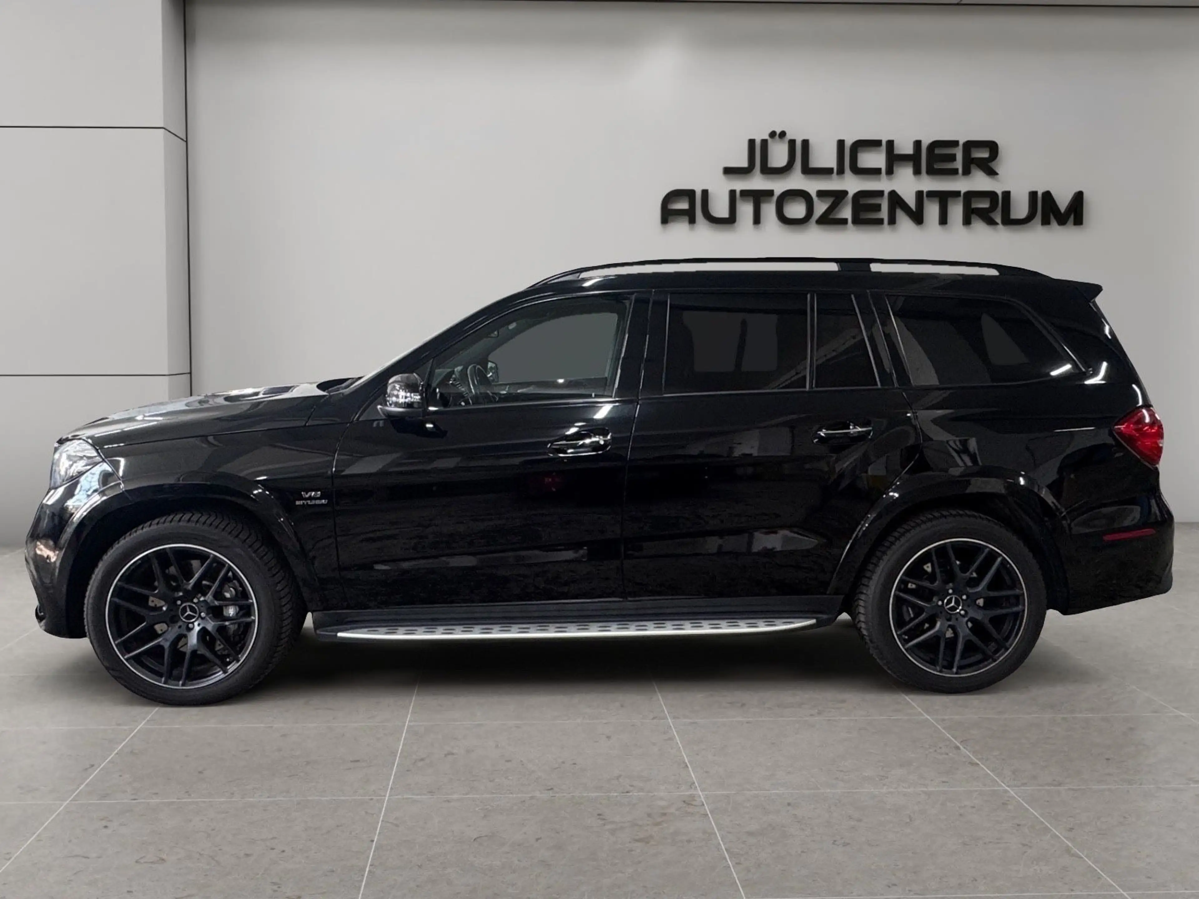 Mercedes-Benz GLS 63 AMG AMG 4Matic, 7-Sitzer, Insp. Neu — photo 5