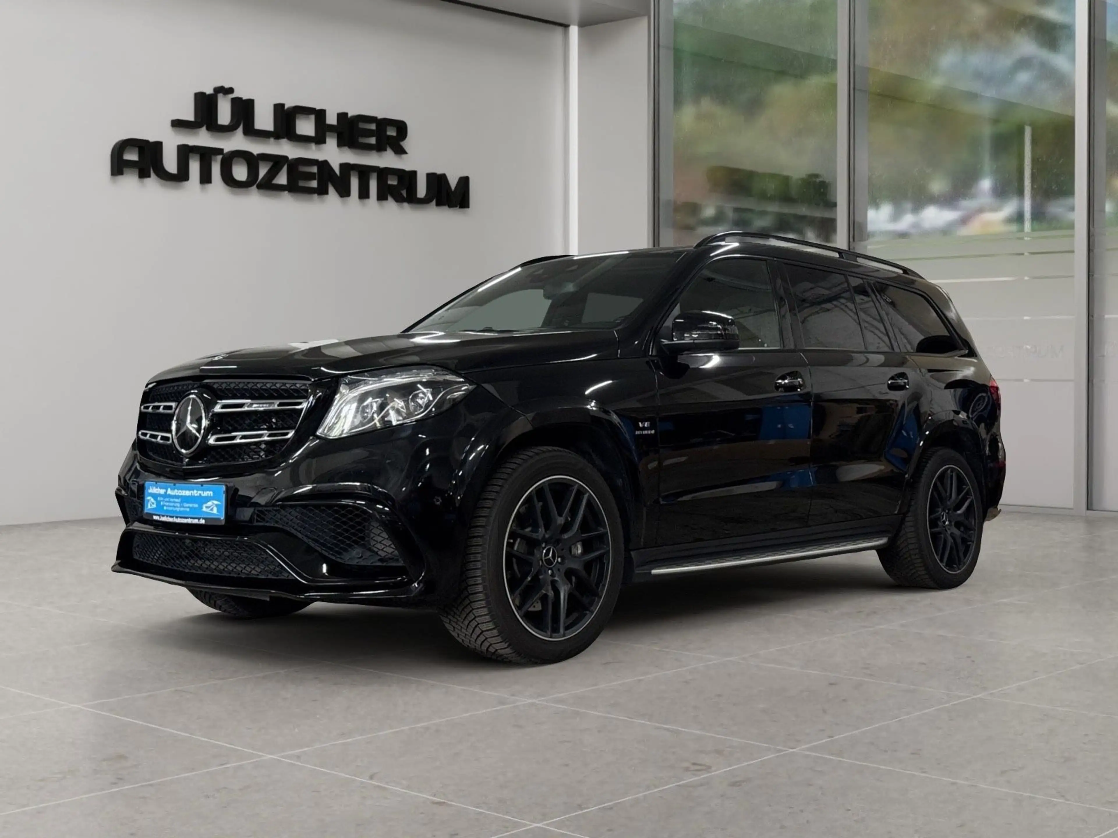 Mercedes-Benz GLS 63 AMG AMG 4Matic, 7-Sitzer, Insp. Neu — photo 4