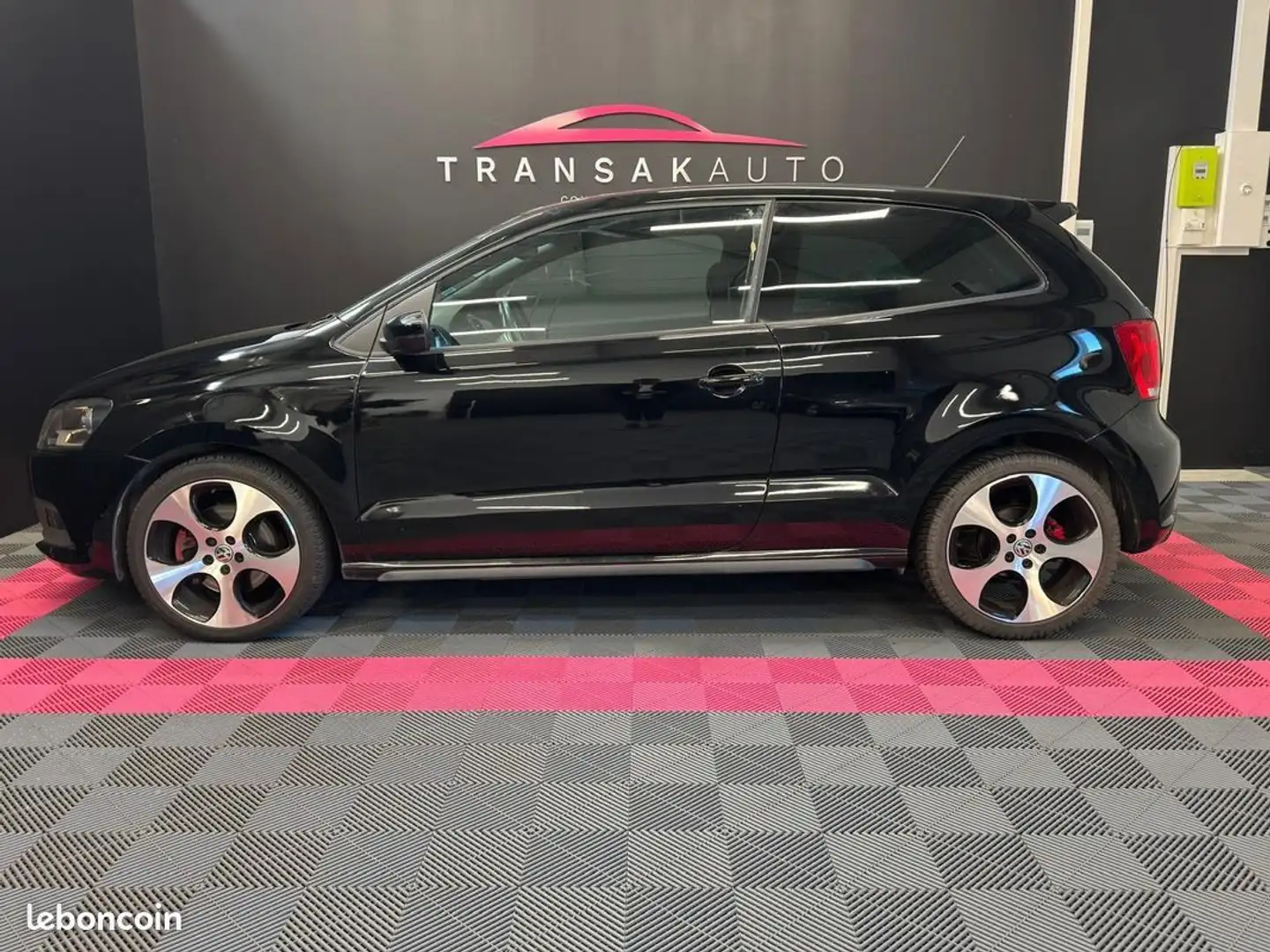 Volkswagen Polo GTI 1.4 TSI 180ch DSG7 SUIVI COMPLET RÉVISION À JO Noir - 2