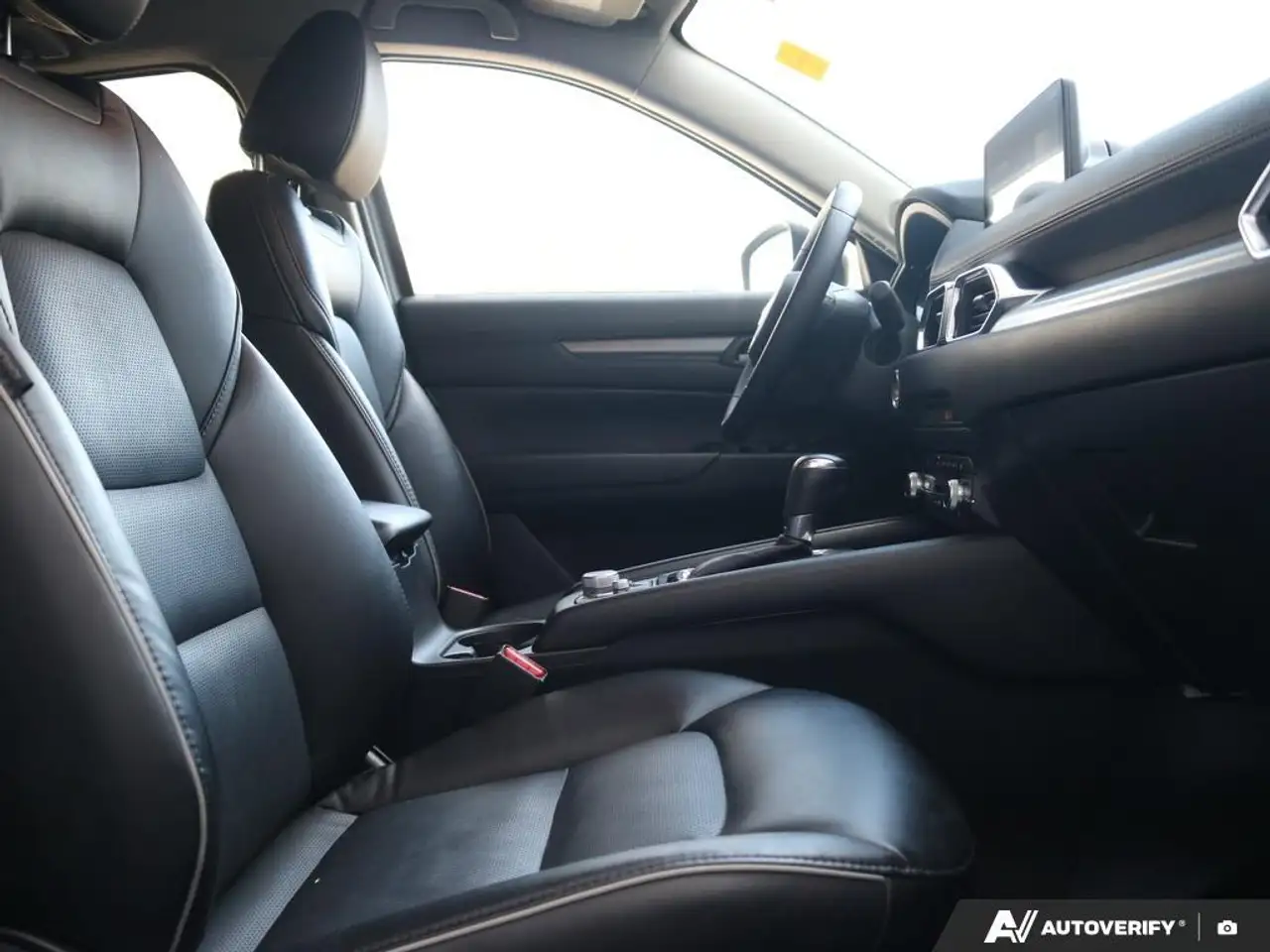 Mazda CX-5 снимка Mazda CX-5