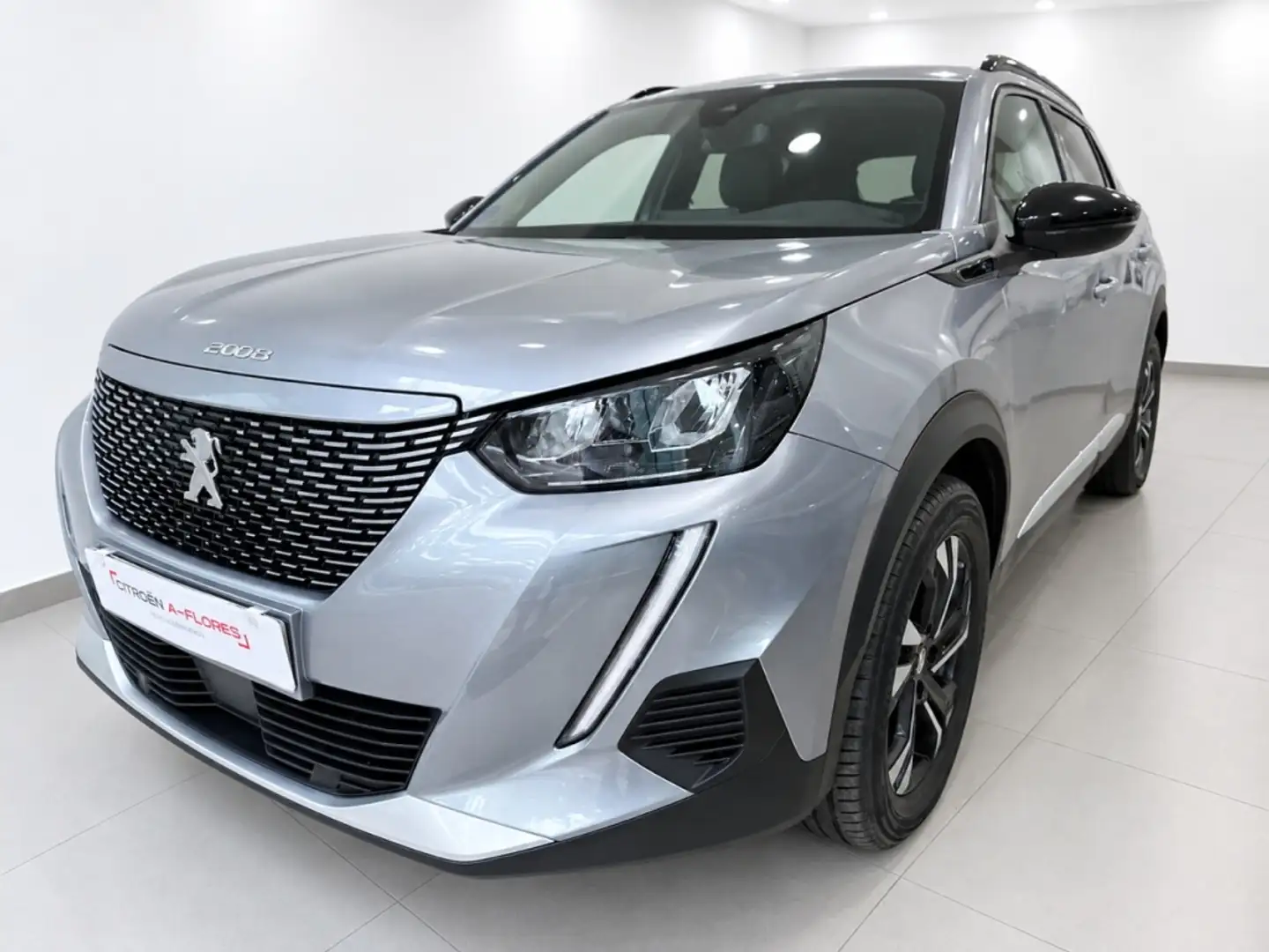Peugeot 2008 Allure Eléctrico 115kW Gris - 1