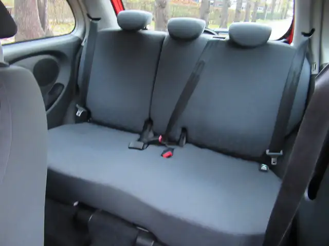 Nissan Micra view 9