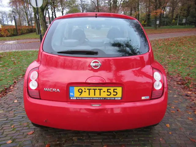 Nissan Micra view 5