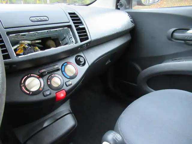 Nissan Micra view 13