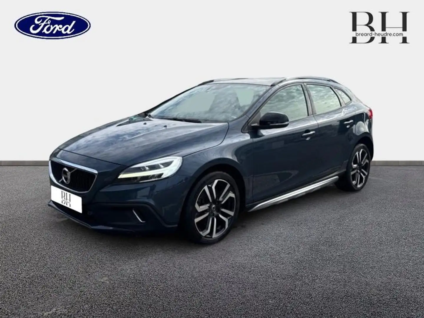 Volvo V40 Cross Country D2 AdBlue 120ch Geartronic Bleu - 1