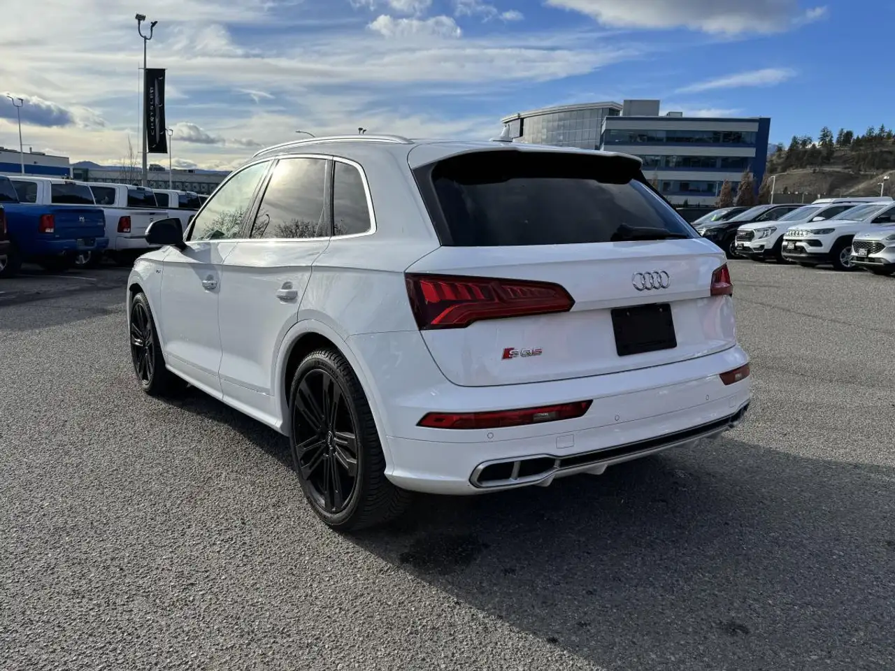 Audi SQ5 снимка Audi SQ5