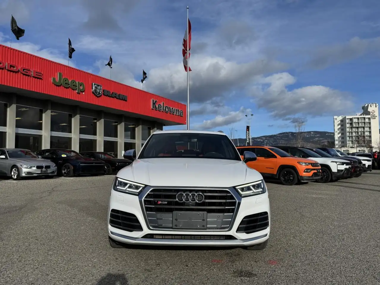 Audi SQ5 снимка Audi SQ5