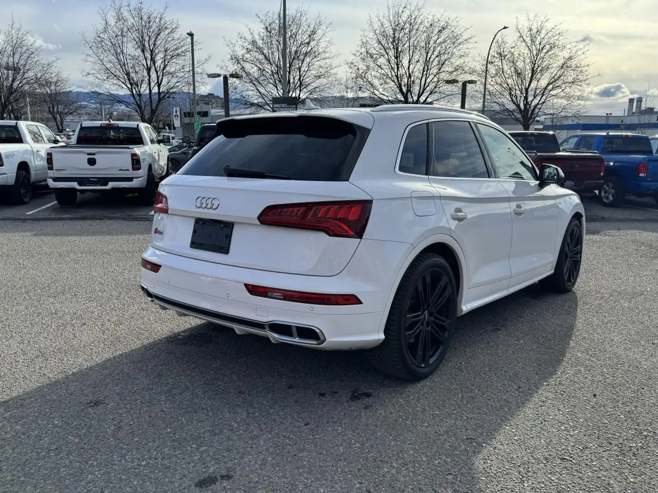 Audi SQ5 снимка Audi SQ5