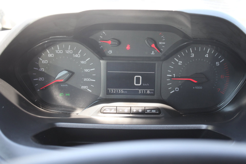 Peugeot Partner 1.5 BlueHDI Asphalt — photo 18