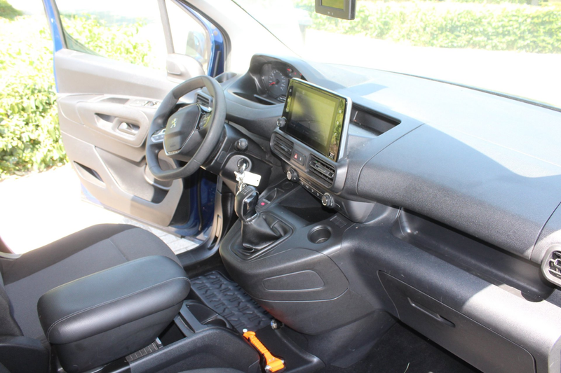 Peugeot Partner 1.5 BlueHDI Asphalt — photo 13