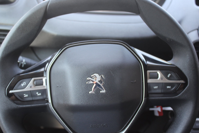 Peugeot Partner 1.5 BlueHDI Asphalt — photo 19