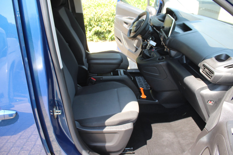 Peugeot Partner 1.5 BlueHDI Asphalt — photo 11