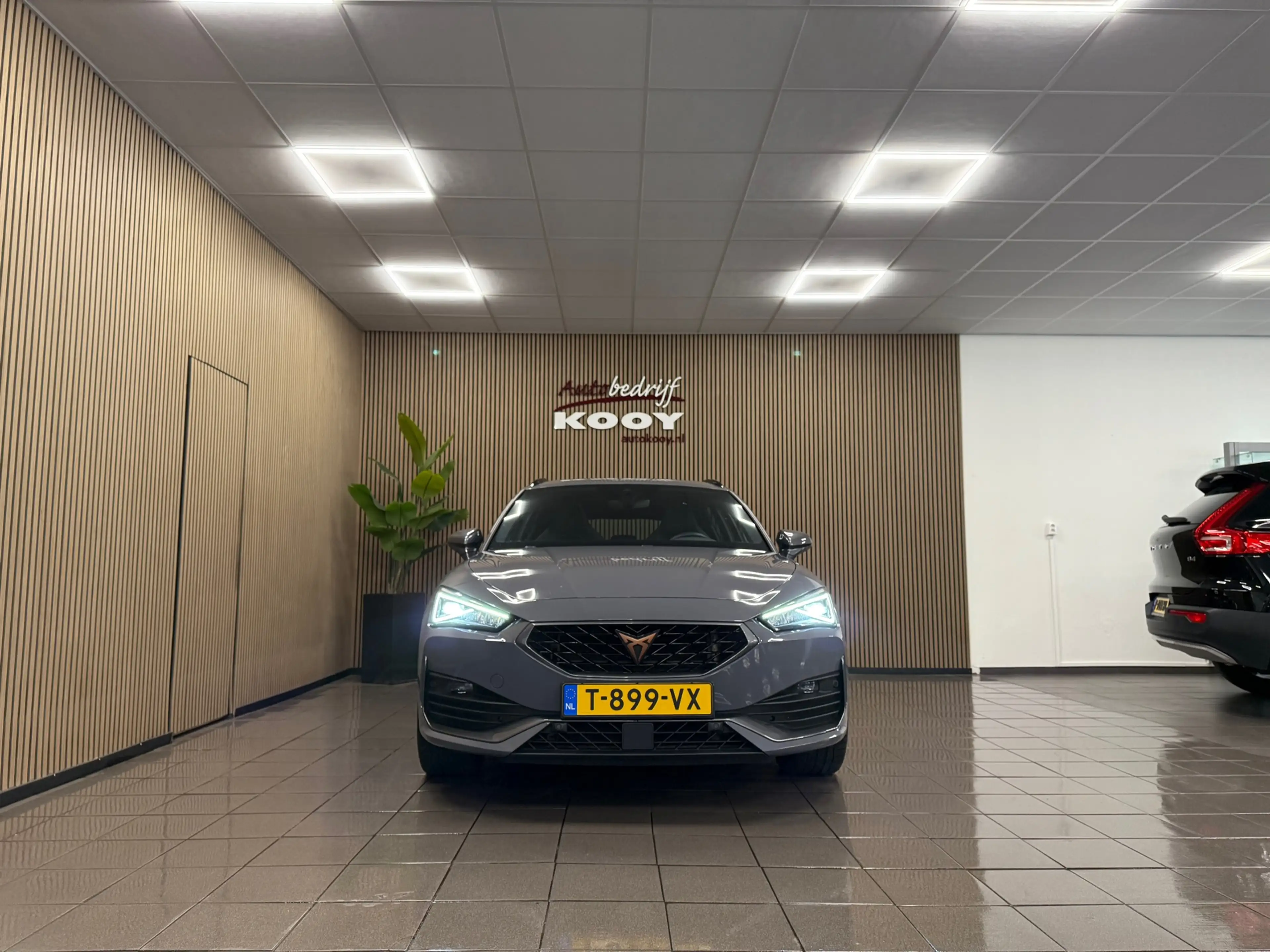 CUPRA Leon Sportstourer 1.4 e-Hybrid VZ Business * Panoramada — photo 9