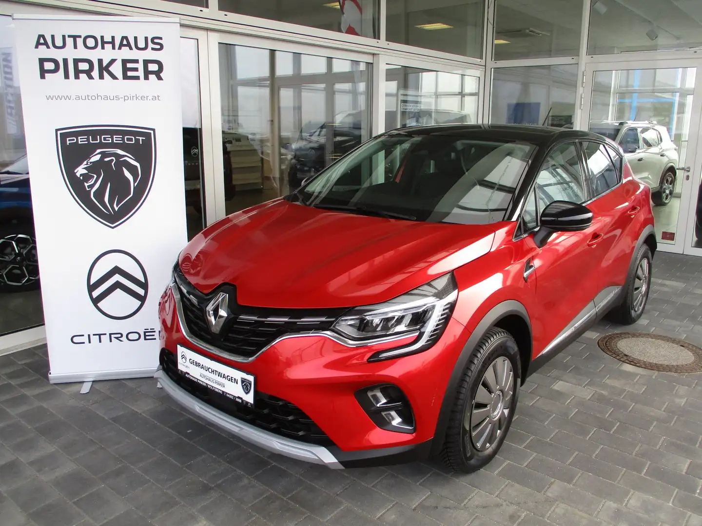 Renault Captur TCe 100 Intens Rot - 1