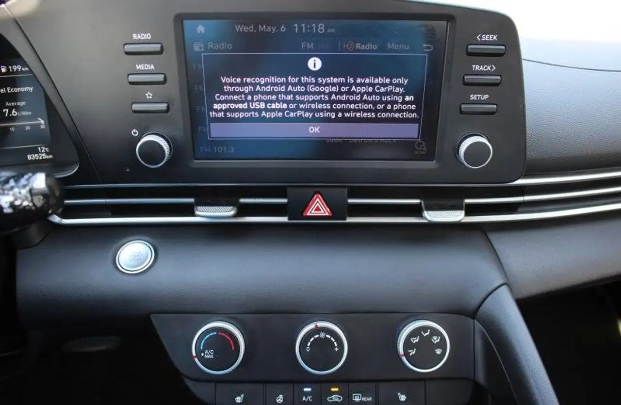 Hyundai ELANTRA снимка Hyundai ELANTRA