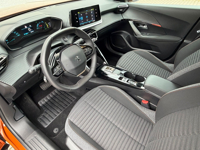 Peugeot e-2008 Active 136,Sitzheizung,PDC,11 kW OBC — photo 7
