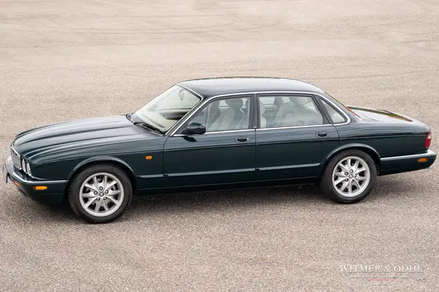 Jaguar XJ 3.2 V8 Executive 8.437km